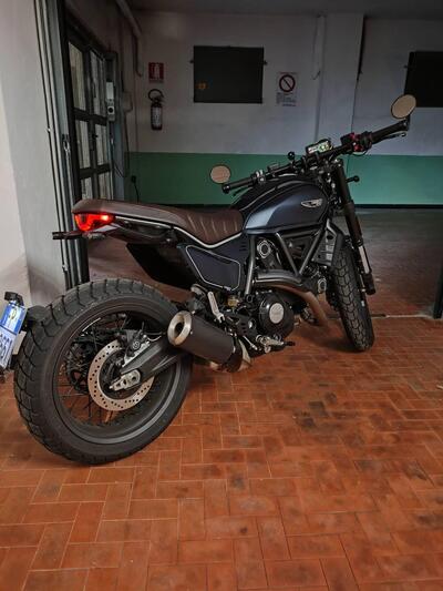 Ducati Scrambler 800 Nightshift (2023 - 25) usata