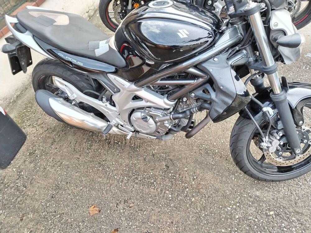 Suzuki SV 650 (2006 - 11) (4)