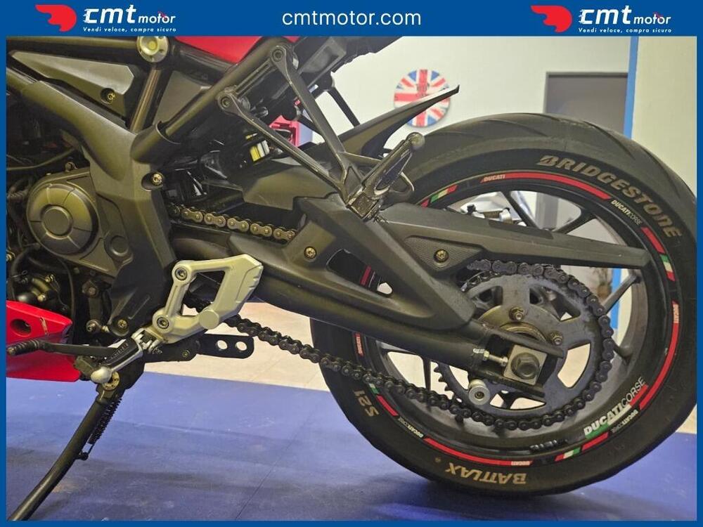 Benelli BN 302 R (2017 - 20) (8)