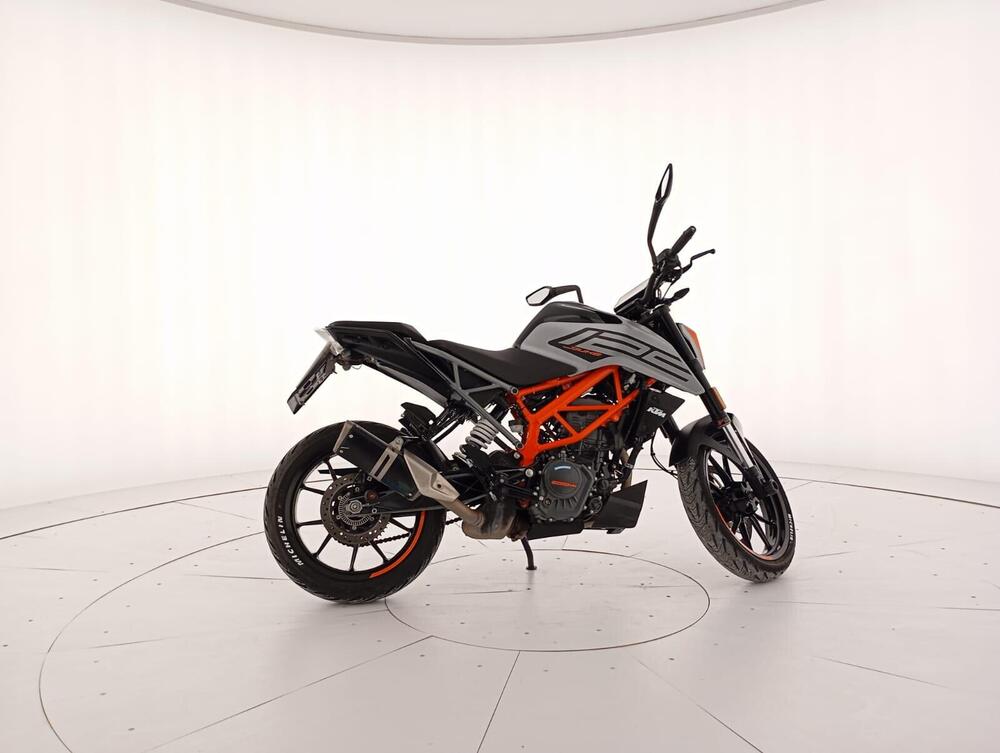 KTM 125 Duke (2021 - 23) (2)