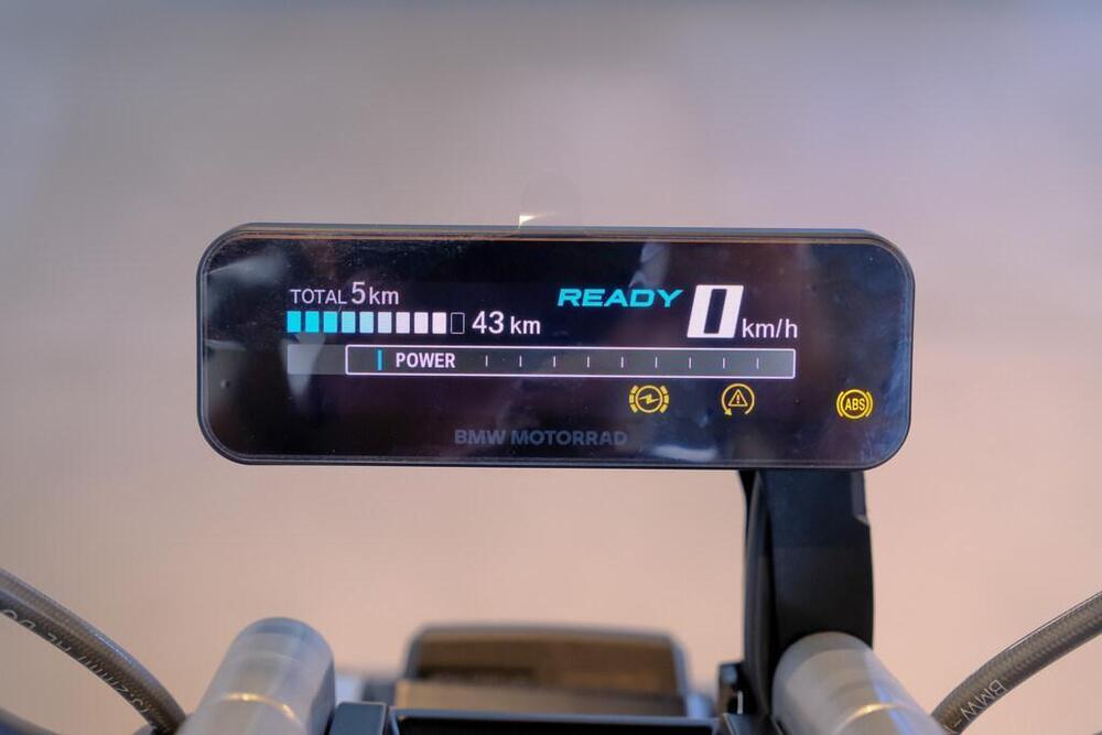 Bmw CE 02 AM (2024 - 25) (7)