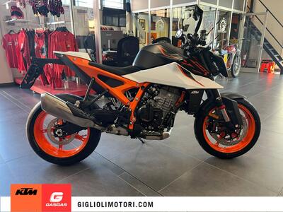 KTM 990 Duke R (2026) nuova