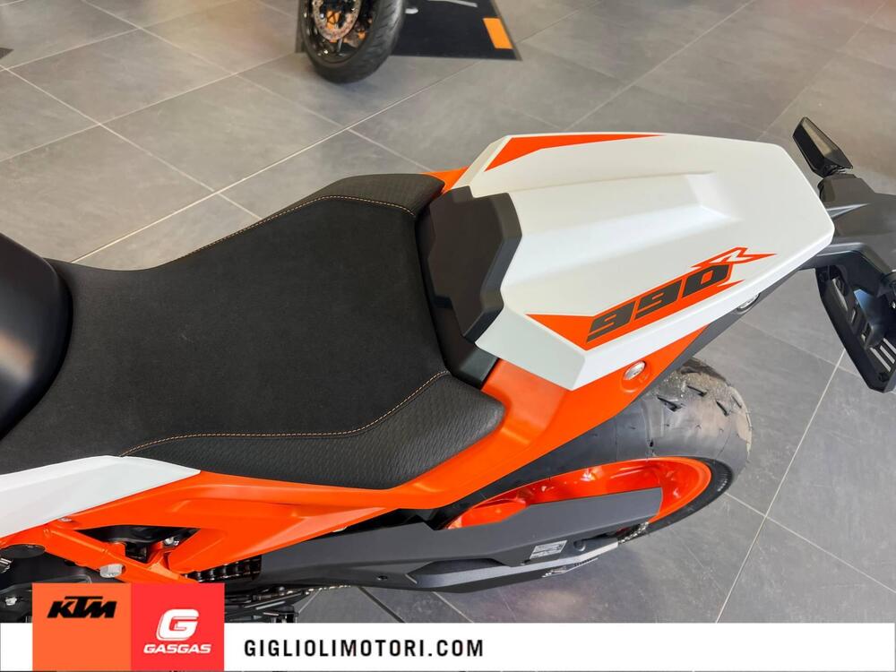 KTM 990 Duke R (2026) (9)