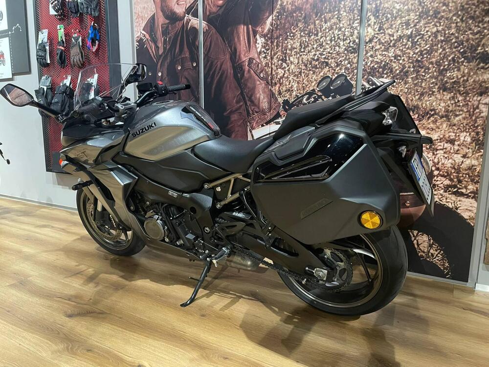 Suzuki GSX-S1000GT (2025 - 26) (4)