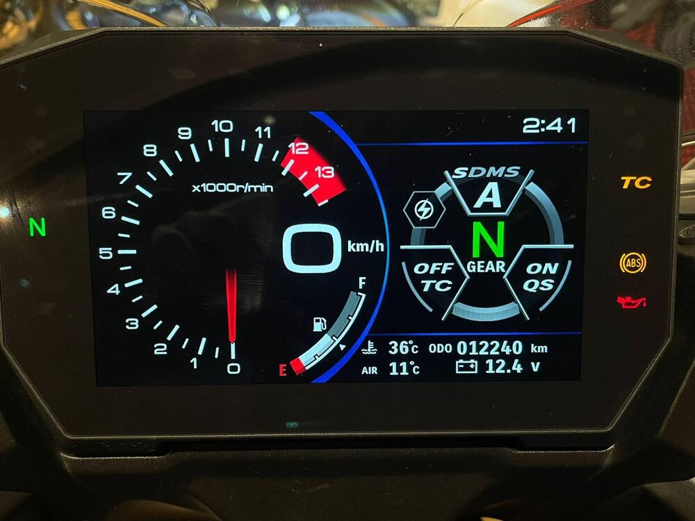 Suzuki GSX-S1000GT (2025 - 26) (7)