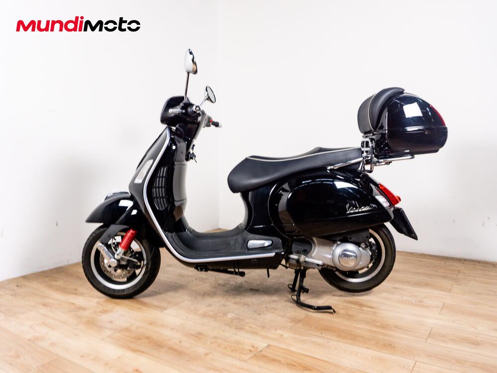 Vespa GTS 300 Hpe Touring (2019) (6)