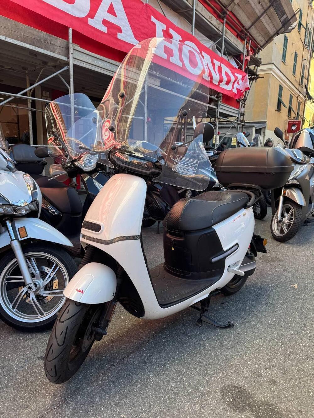 Horwin EK3 L3e (2022 - 24)