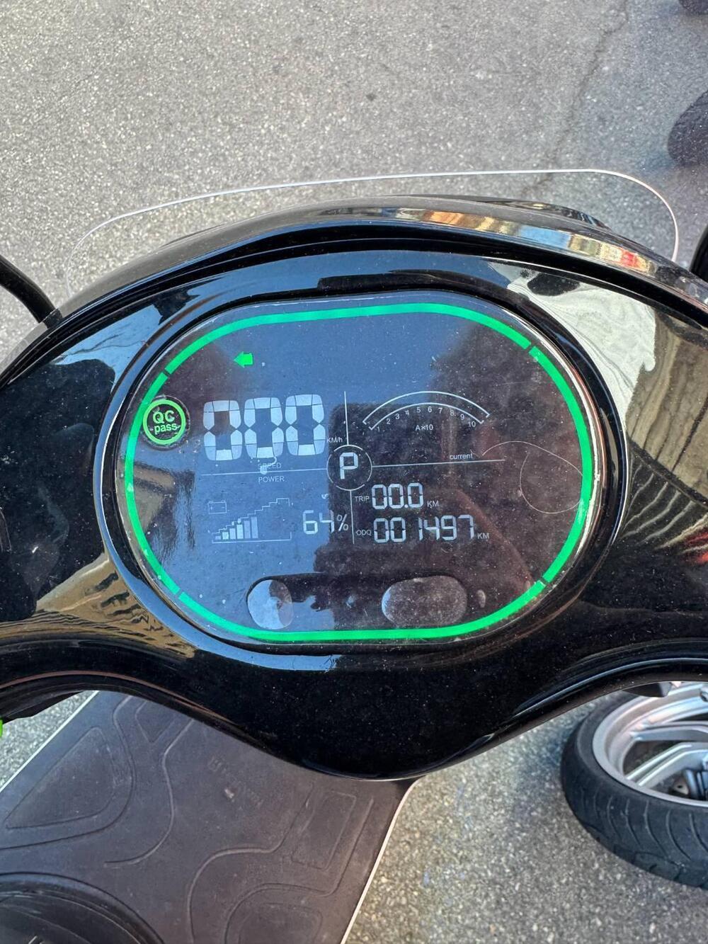 Horwin EK3 L3e (2022 - 24) (4)