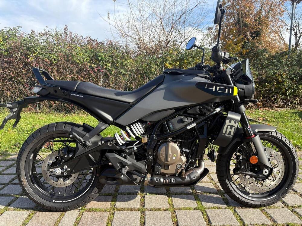 Husqvarna Svartpilen 401 (2024 - 26) (2)