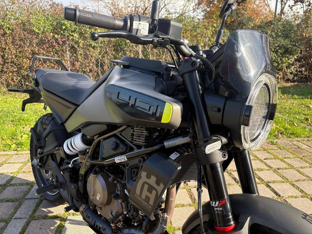 Husqvarna Svartpilen 401 (2024 - 26) (7)