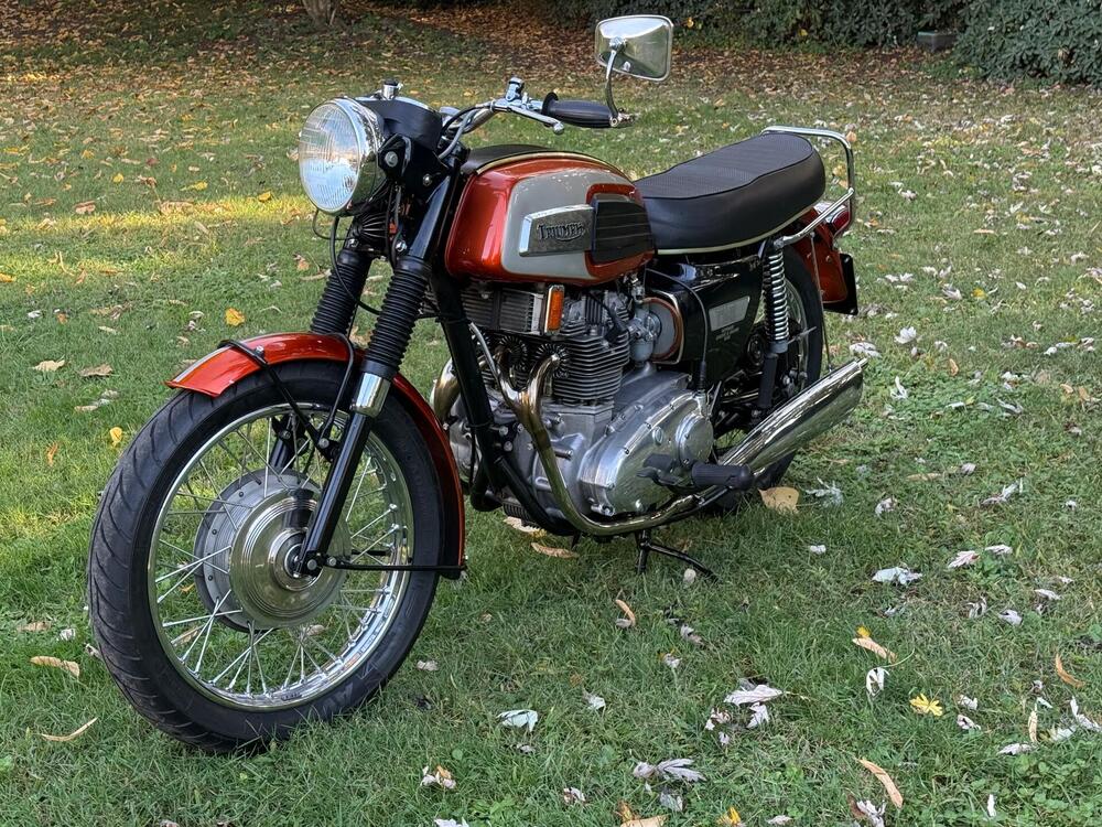 Triumph T150 Trident (9)