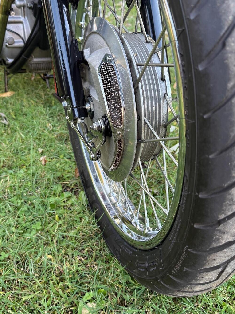 Triumph T150 Trident (16)