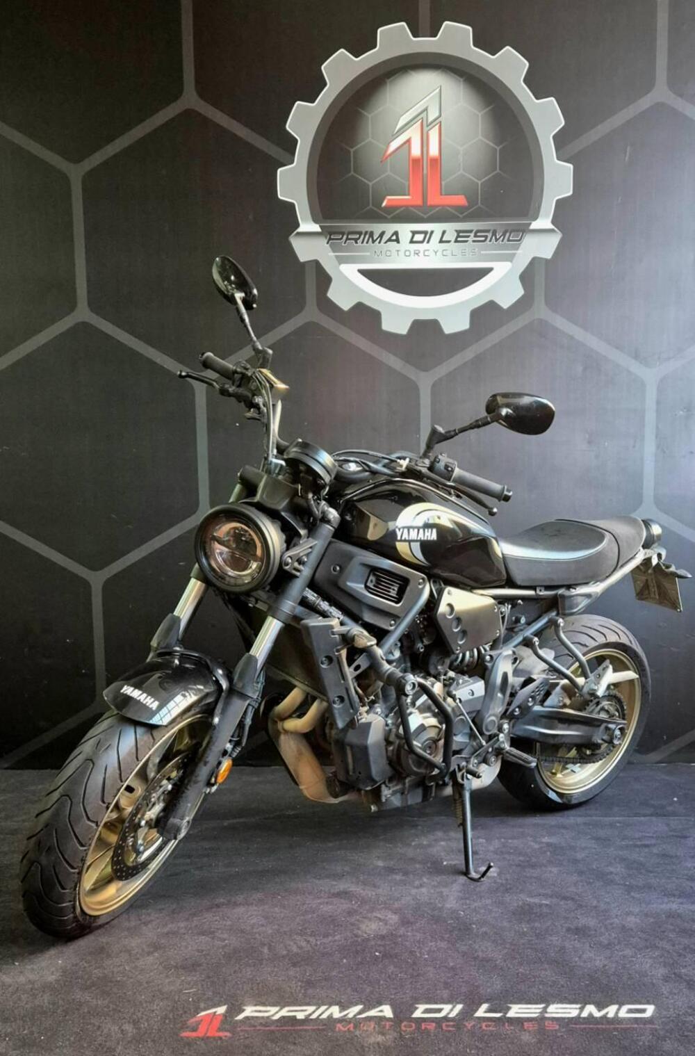 Yamaha XSR 700 (2022 - 26) (3)