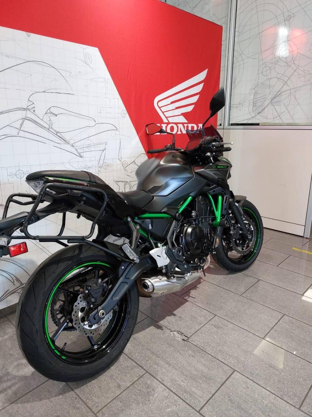 Kawasaki Z 650 (2021 - 24) (7)