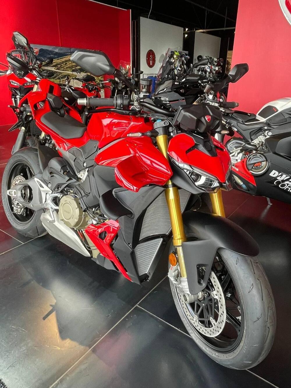 Ducati Streetfighter V4 S (2025 - 26) (2)