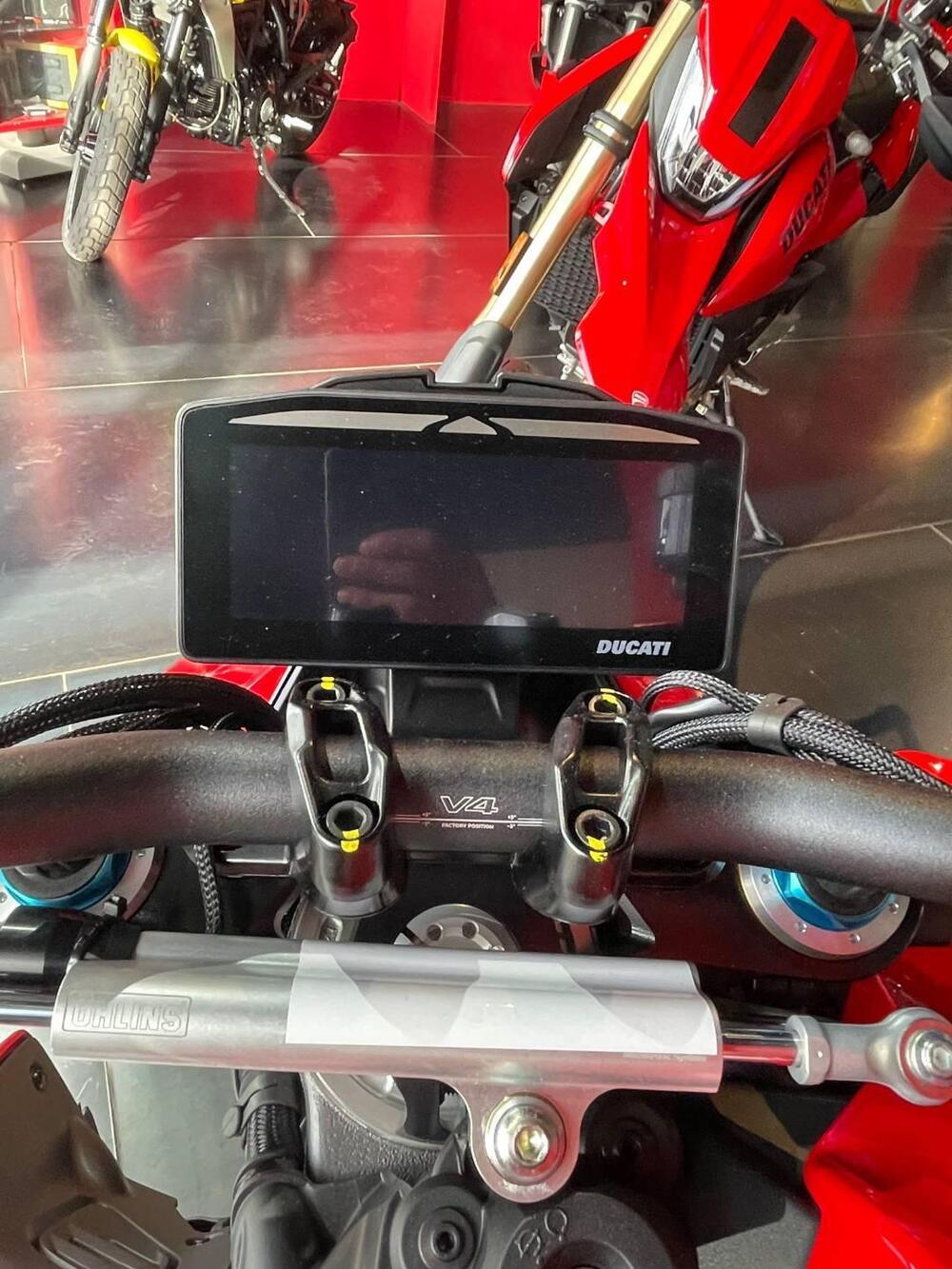 Ducati Streetfighter V4 S (2025 - 26) (7)