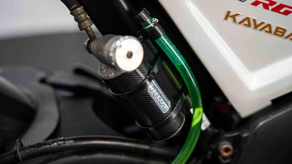 Suzuki RGV 250 GAMMA (12)