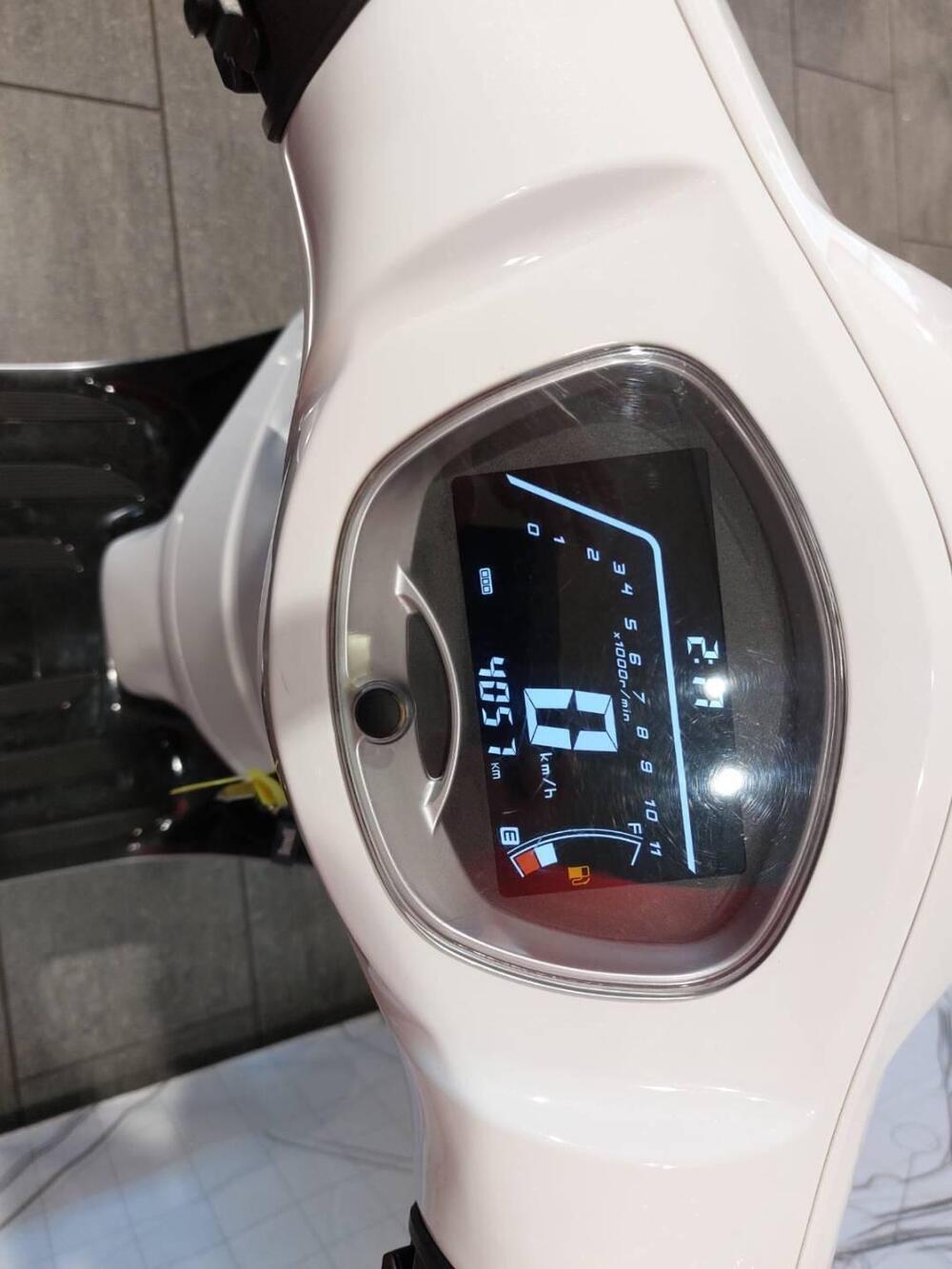 Keeway Motor Iskia 125 (2023 - 26) (8)