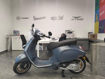 Vespa Primavera 125 Officina 8 (2026) nuova