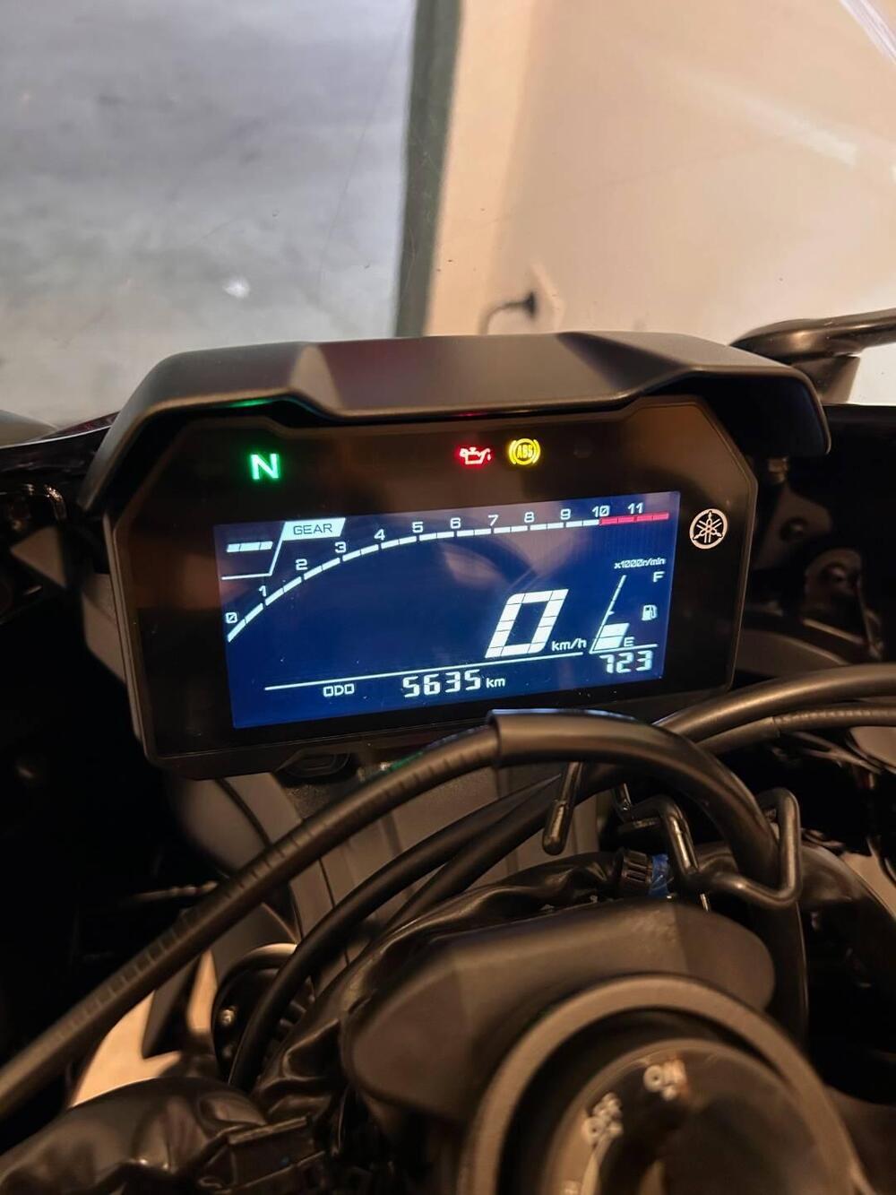 Yamaha YZF R7 (2021 - 25) (7)