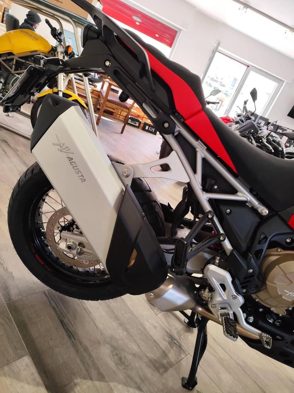 MV Agusta LXP Enduro Veloce (2024 - 25) (15)