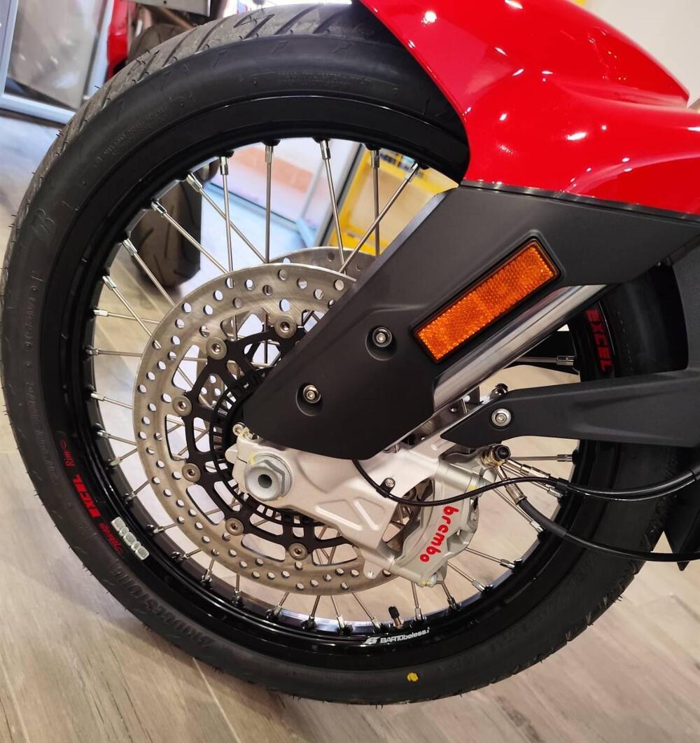 MV Agusta LXP Enduro Veloce (2024 - 25) (17)