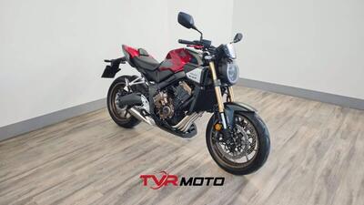 Honda CB 650 R E-Clutch (2024 - 25) usata