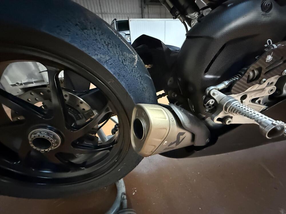 Ducati Panigale V4 (2022 - 24) (10)