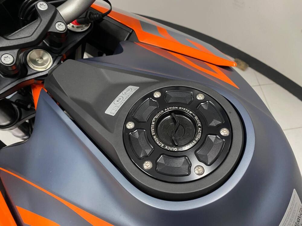 KTM 1290 Super Duke GT (2022 - 25) (8)