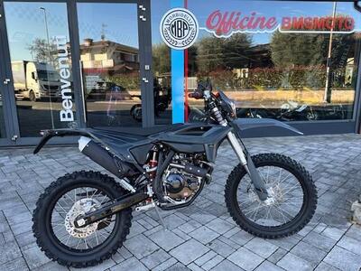 Betamotor RR 125 4T Enduro T - X Special Edition (2025) nuova