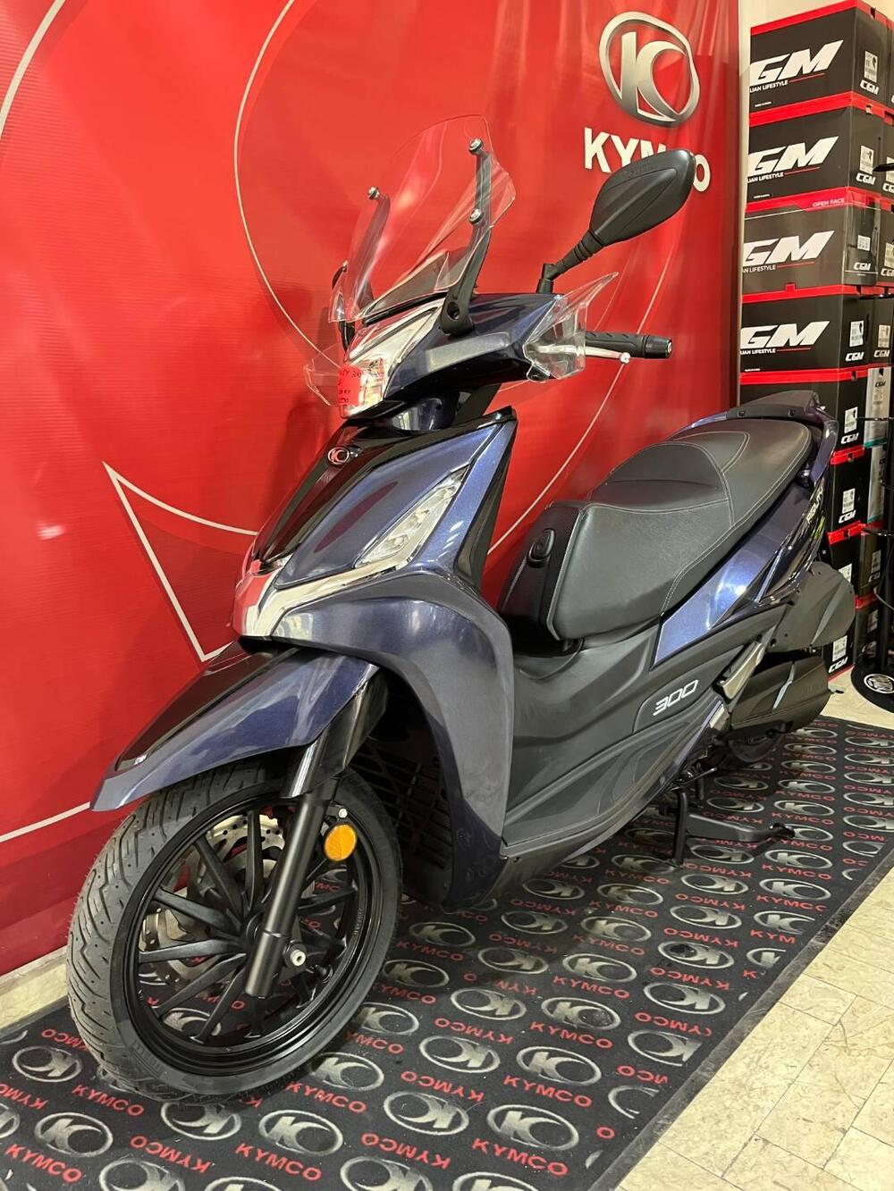 Kymco Agility 300i (2021 - 25) (5)