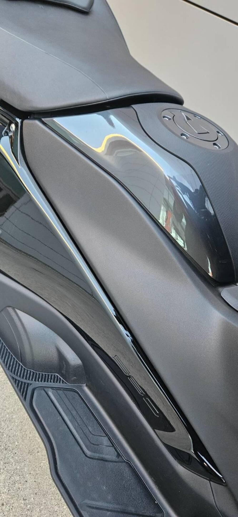 Yamaha T-Max 560 Tech Max (2022 - 24) (9)