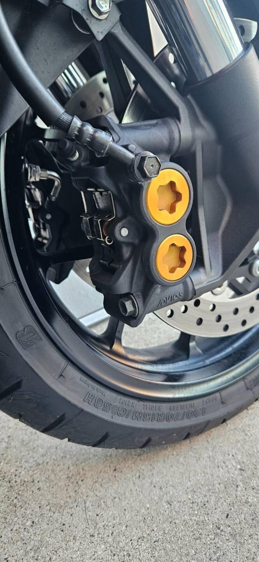 Yamaha T-Max 560 Tech Max (2022 - 24) (11)