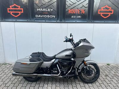 Harley-Davidson CVO Road Glide (2023) usata