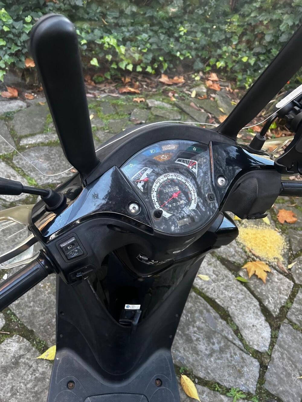 Honda SH 125 i (2009 - 12) (7)