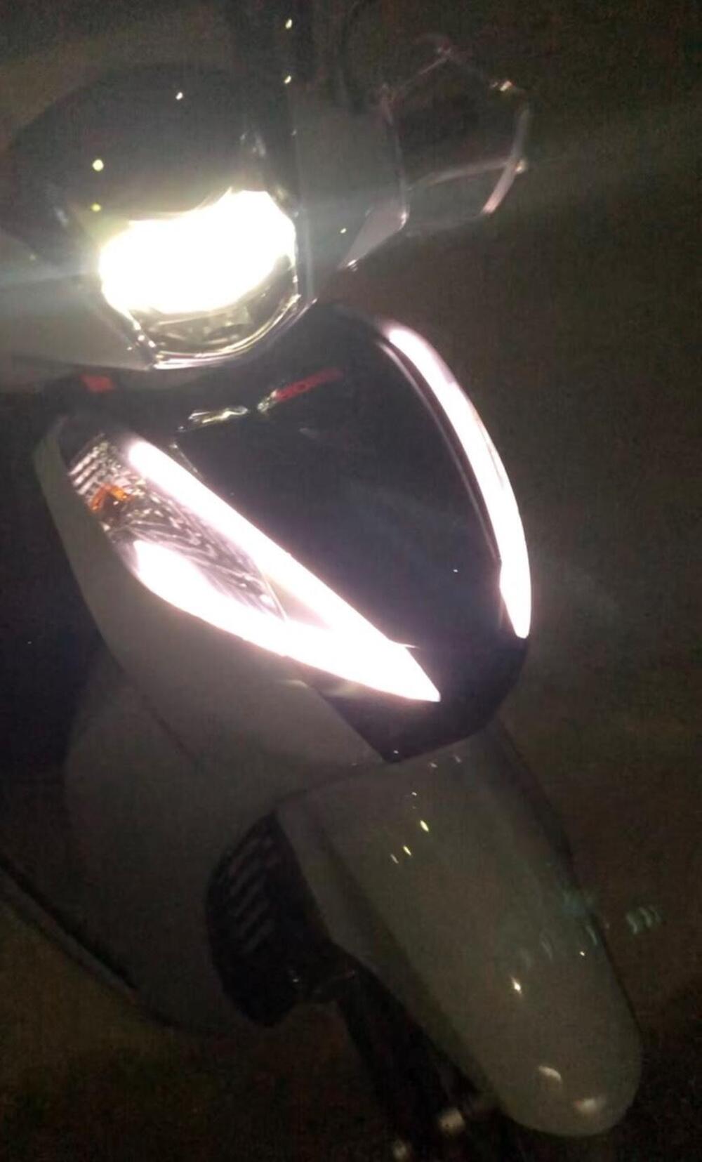 Honda SH 300 i Sport ABS (2018 - 20)