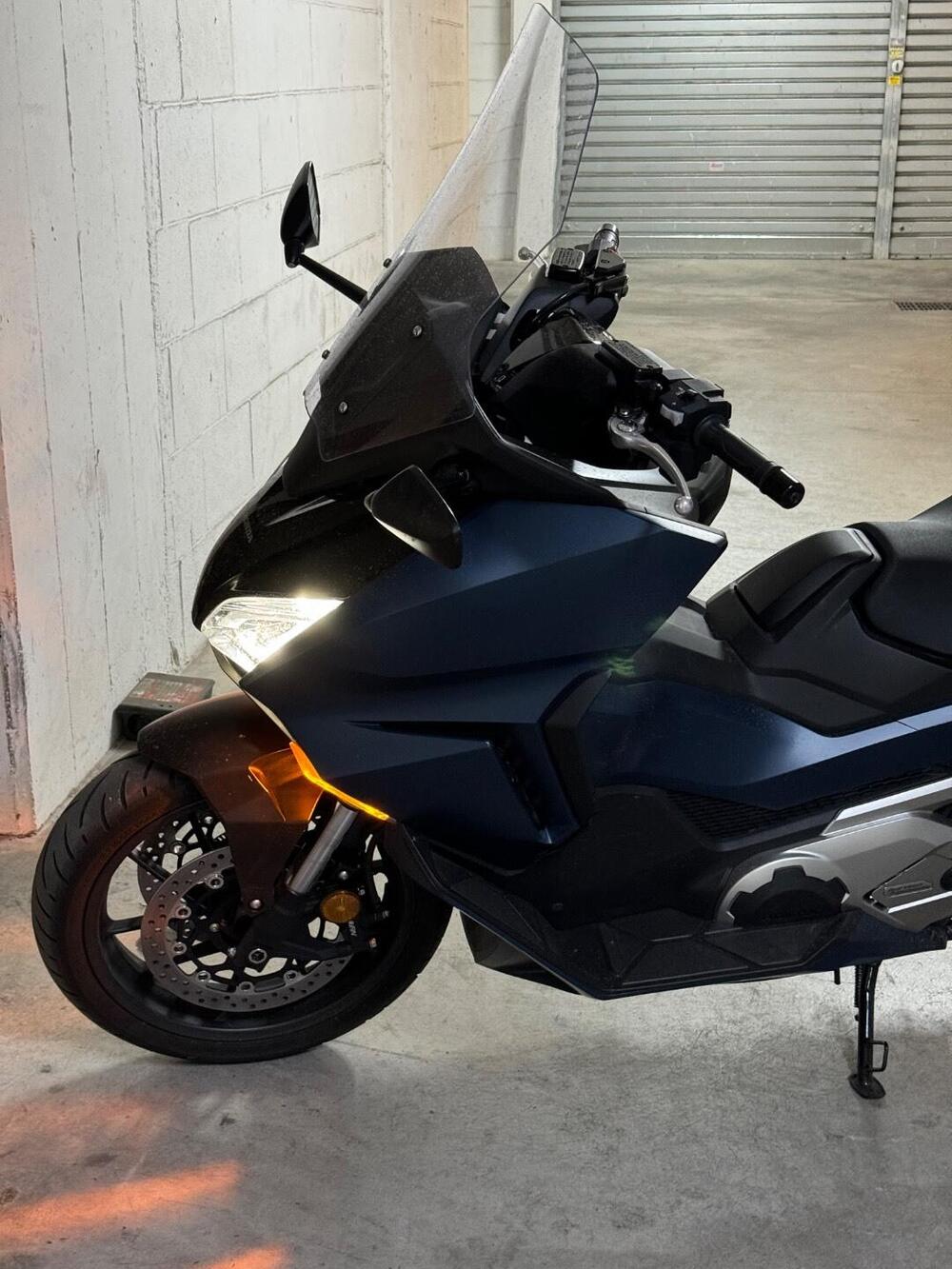 Honda Forza 750 DCT Urban (2021 - 24) (4)