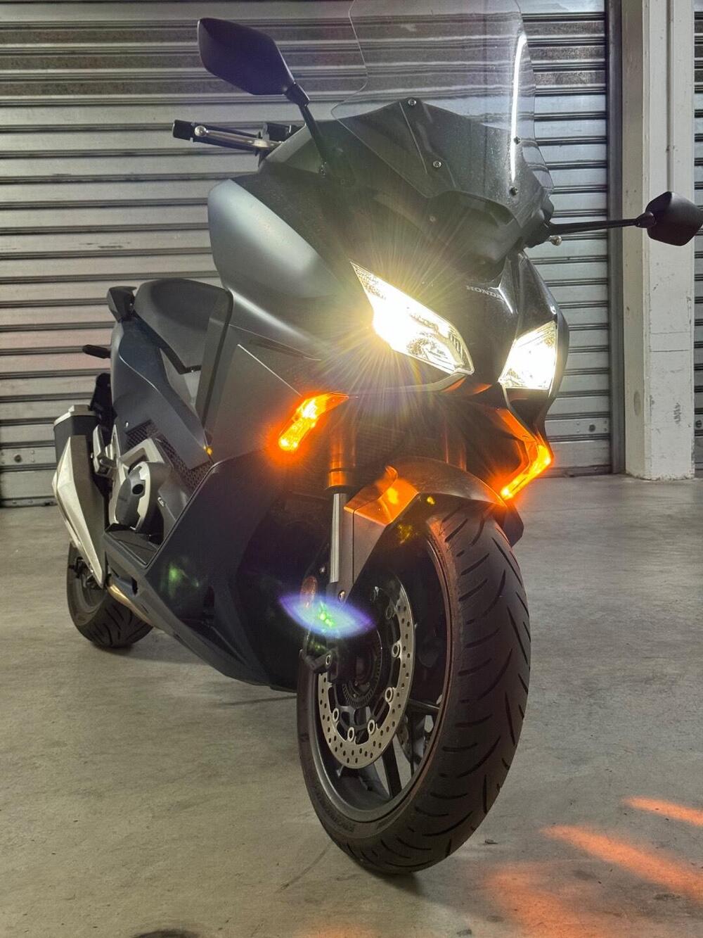 Honda Forza 750 DCT Urban (2021 - 24) (6)