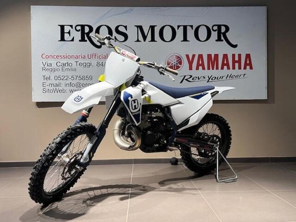 Husqvarna TC 250 (2022) (2)