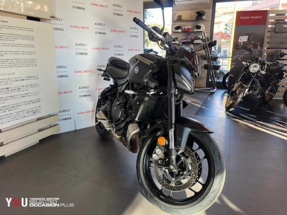 Yamaha MT-07 Y-AMT (2025 - 26) (7)