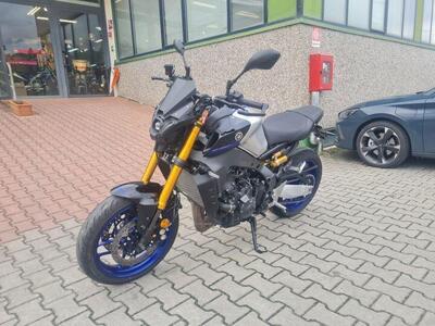Yamaha MT-09 (2021 - 23) usata