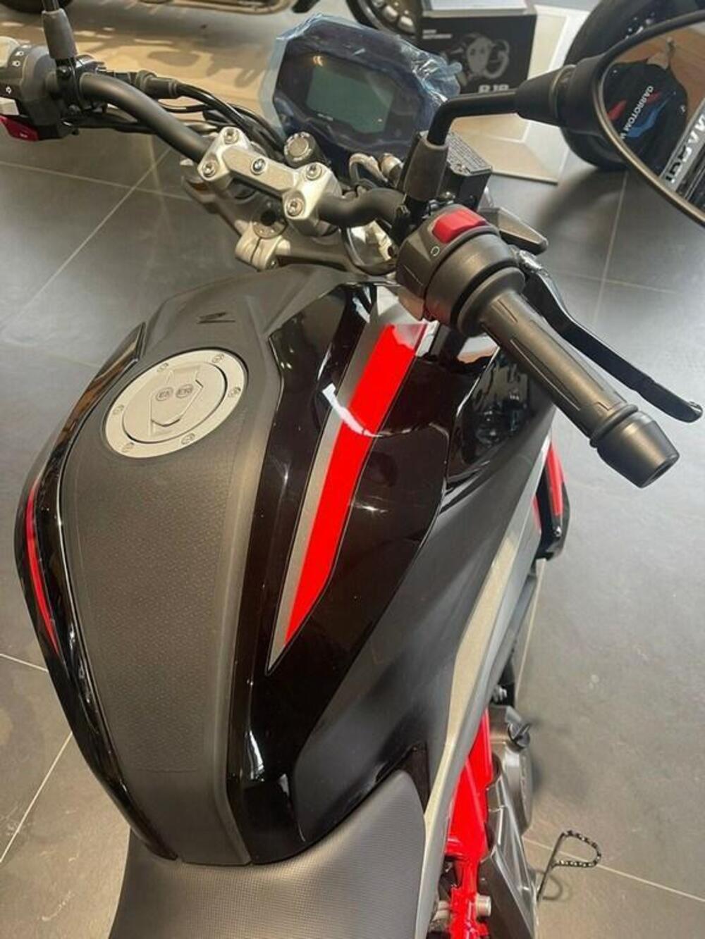 Bmw G 310 R (2021 - 25) (4)