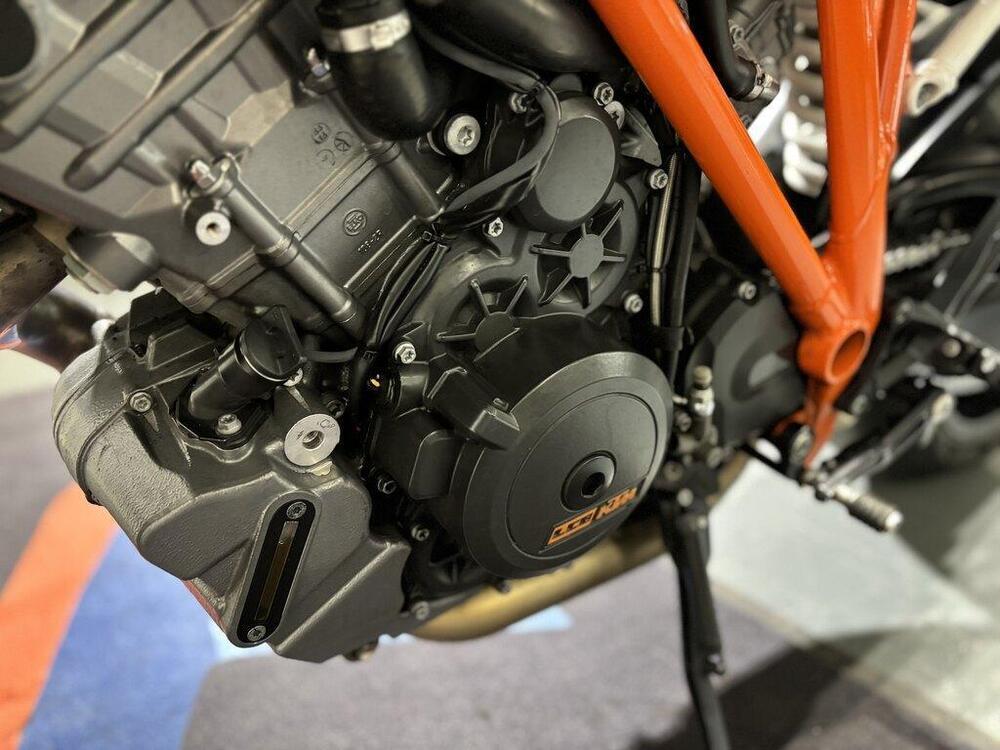 KTM 1290 Super Duke R ABS (2014 - 16) (13)
