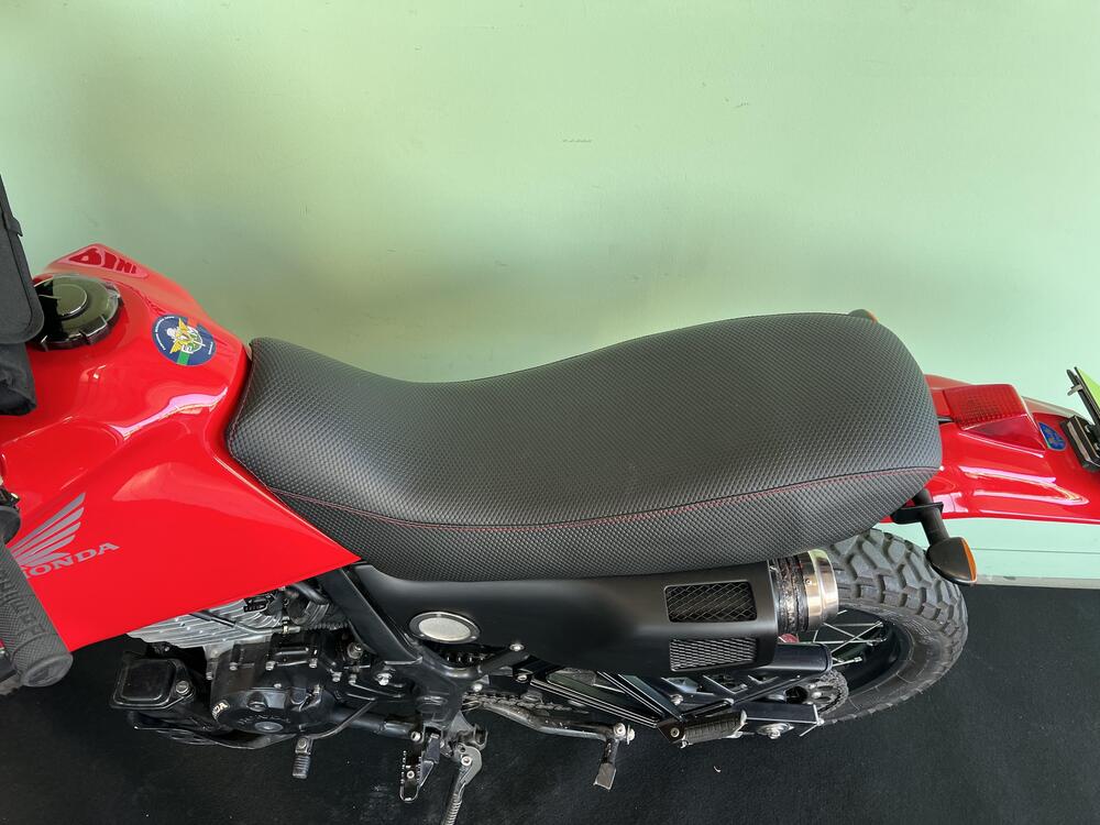 Honda NX 650 Dominator (1988 - 90) (14)