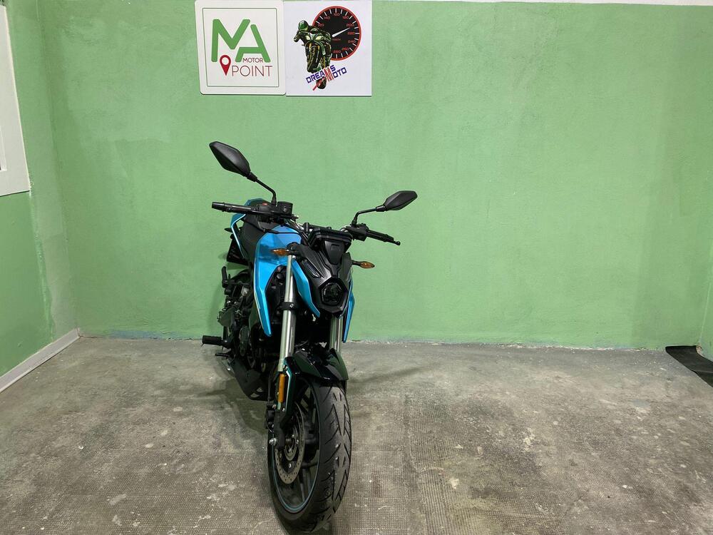 Voge Brivido 125R (2023 - 26) (4)