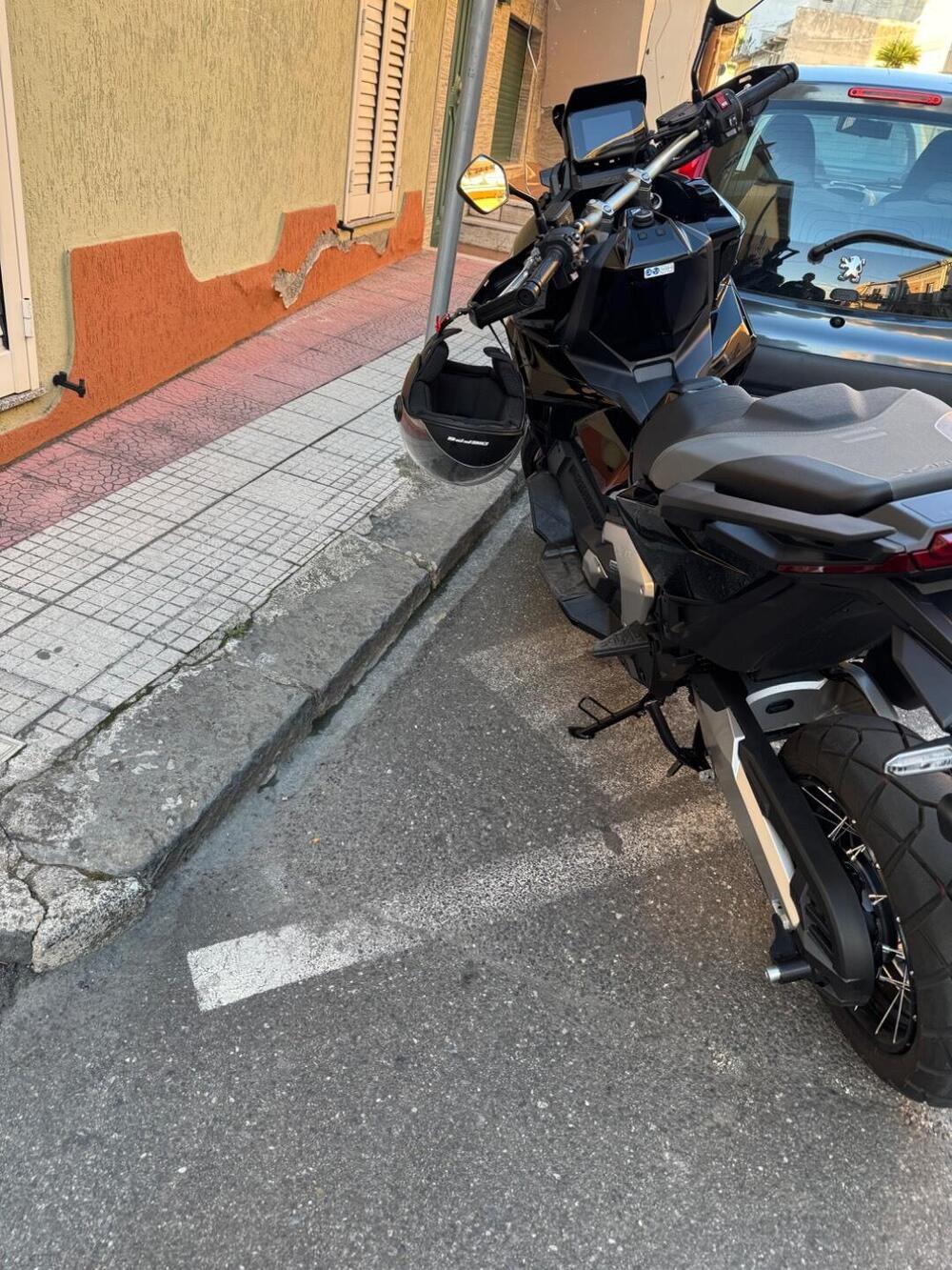 Honda X-ADV 750 Adventure (2025 - 26) (4)