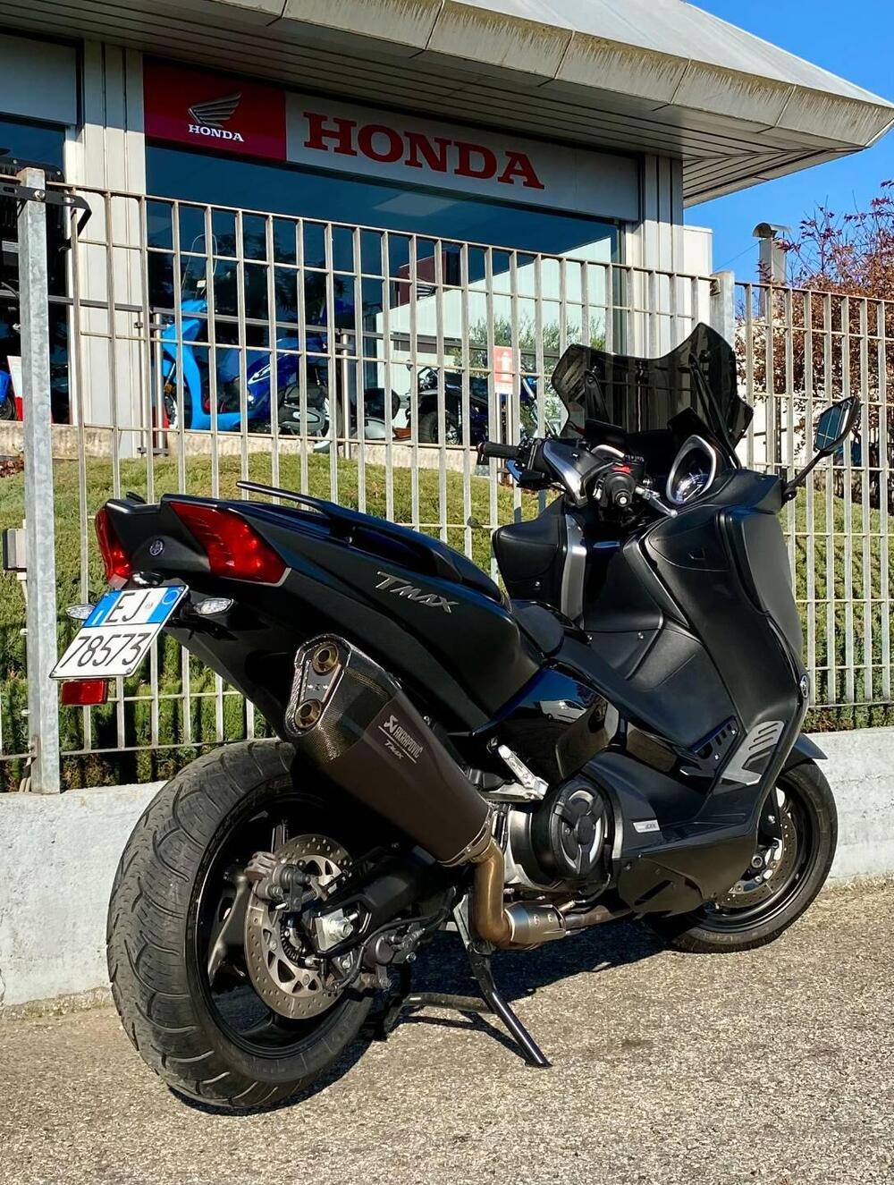 Yamaha T-Max 530 DX (2017 - 19) (4)