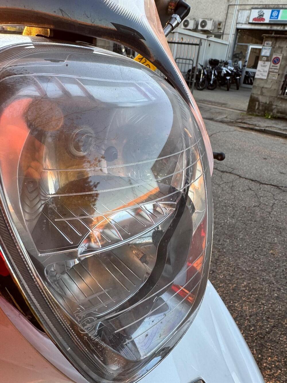 Piaggio Beverly 300 i.e. (2010 - 16) (4)