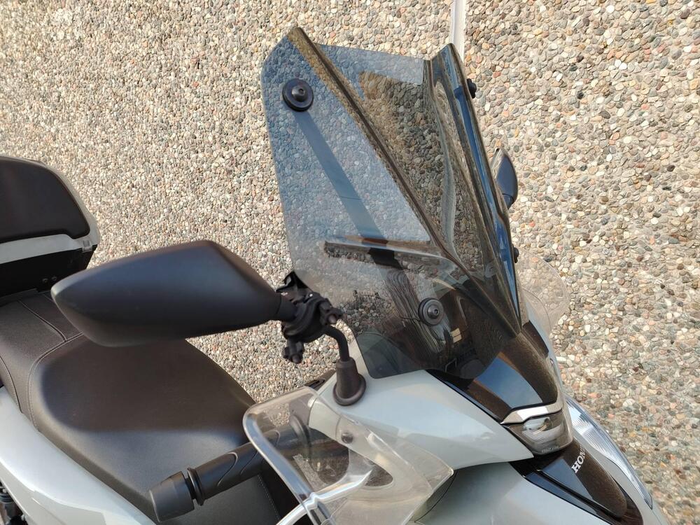 Honda SH 150i (2024 - 25) (7)