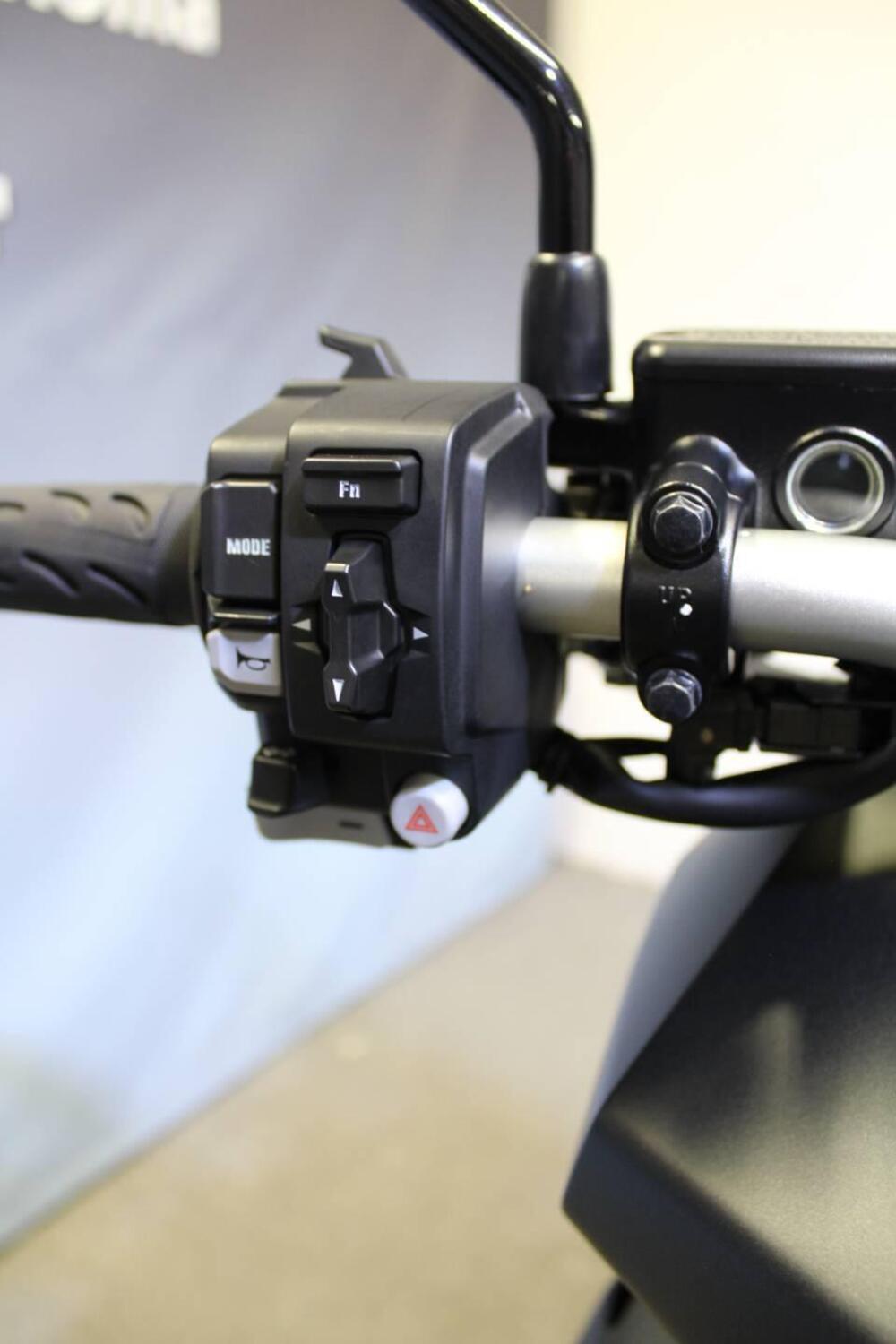 Honda X-ADV 750 DCT (2021 - 24) (10)